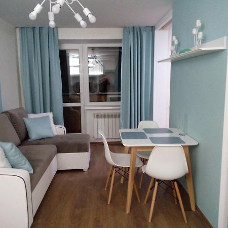 Two-Bedroom Apartment In The Center Khmel'nyts'kyy Exterior foto